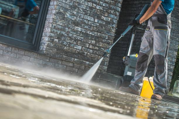 Best Building Exterior Washing  in Dade City, FL